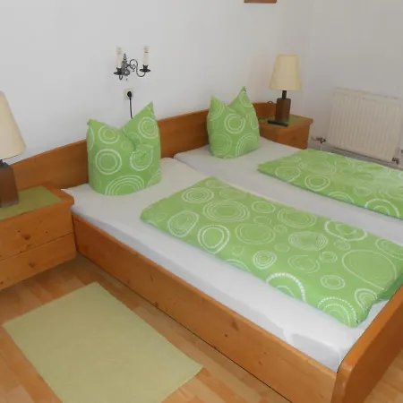 Inn Landgasthof Oberlander *